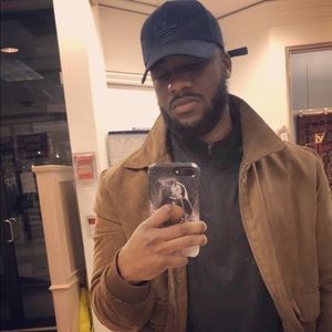 Meet your Posher, Claudio